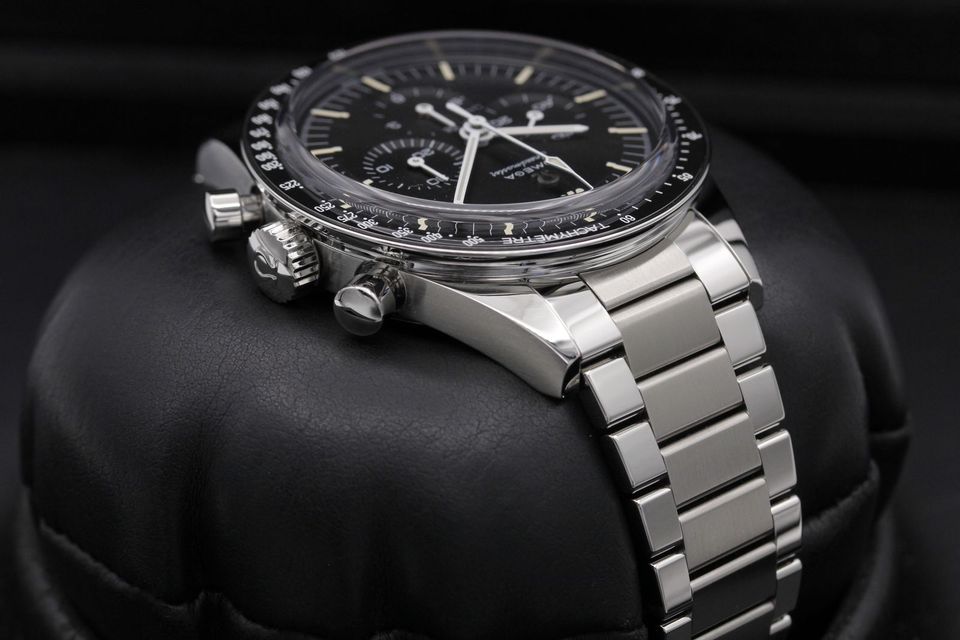 Omega Speedmaster Calibre 321 311.30.40.30.01.001 Image 4